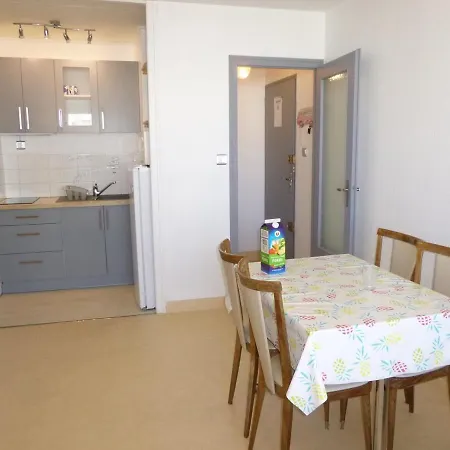 Familial Avec Balcon, A 50m De La - 2 Pieces, 4 Couchages, Wifi Et Parking Gratuits - Fr-1-224c-153 * Сент-Илер-де-Рье